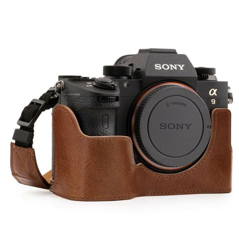 Sony Alpha A7 III Camera Cases & Accessories – MegaGear Store