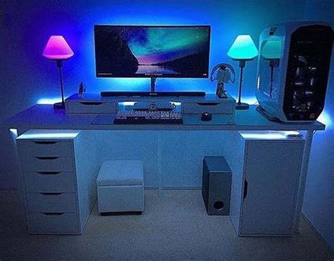 Pin by iCitra Pradana on Workspace and Office | Gaming room setup, Room ...