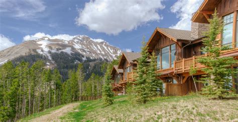 Wolf Pack Hideaway Big Sky | Montana Vacation Rentals