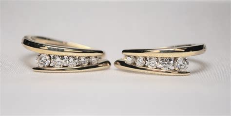 14K Yellow Gold Diamond Hoop Earrings 1 Carat TDW