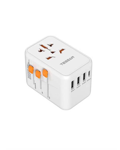 Universal Travel Adapter with 2 USB C and 3 USB Ports (Fast Charging P