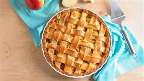 5 Easy Ways to Make an Apple Pie Without Cinnamon - Baking Kneads, LLC