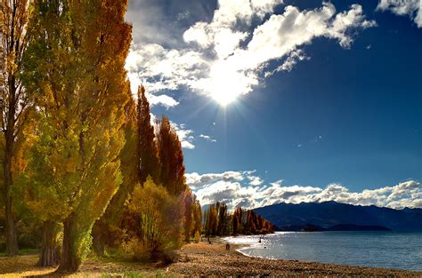 Wanaka Shoreline | Lake Wanaka in Autumn, taken just along t… | Flickr