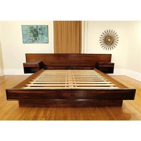 Westnofa Danish Modern Rosewood California King Platform Bed & Floating ...