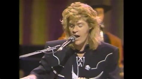 I Can't Go For That Daryl Hall & John Oates Live At The Apollo 1985 - YouTube