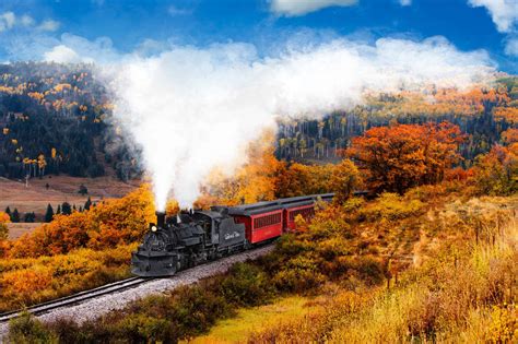 Scenic Train Rides for Fall Foliage Across America - Thrillist