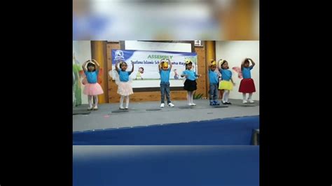 Skidamarink Dance - Assembly of Syafana Graha Raya Kindergarten 2019 - YouTube