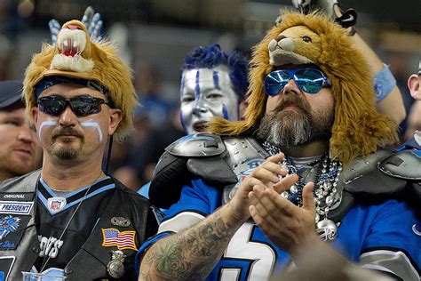 Astrologer Predicts Detroit Lions To Win Super Bowl 51