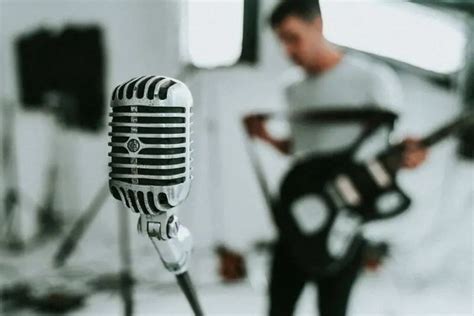 Pitch Correction: Make Your Vocals Sound Professional