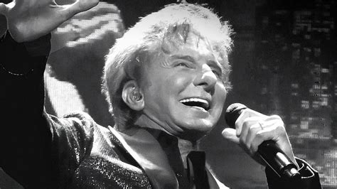 Barry Manilow announces 2023 arena tour - The Music Universe