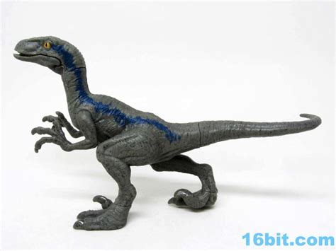 16bit.com Figure of the Day Review: Mattel Jurassic World Velociraptor "Blue" Action Figure