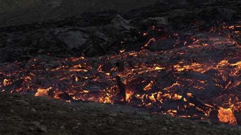 Volcanic Eruption Iceland 2021 Lava Flow Stock Footage Video (100% Royalty-free) 1100859811 ...