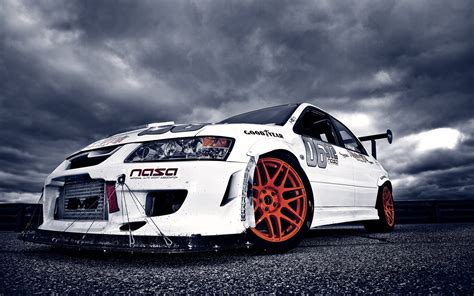 White Modified Mitsubishi Lancer HD Wallpaper - 9to5 Car Wallpapers