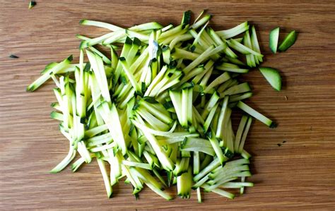 How To Julienne Cucumber - Recipes.net