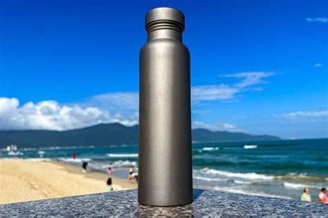 7 Best Titanium Water Bottles [Lightweight & Durable]