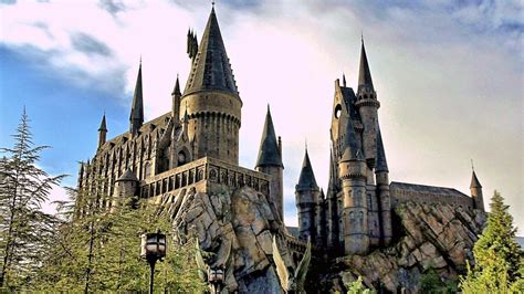 Hogwarts Disney Castle iPhone Wallpapers on WallpaperDog