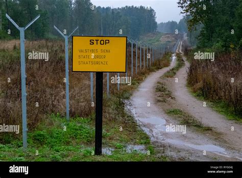 Poland russia border hi-res stock photography and images - Alamy