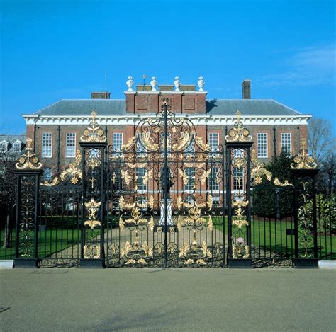 Kensington Palace Garden History Tours | in London