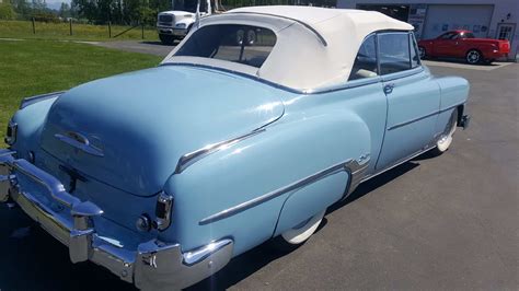 Vancouver Custom Car Rentals - 1952 Chevrolet Deluxe Convertible