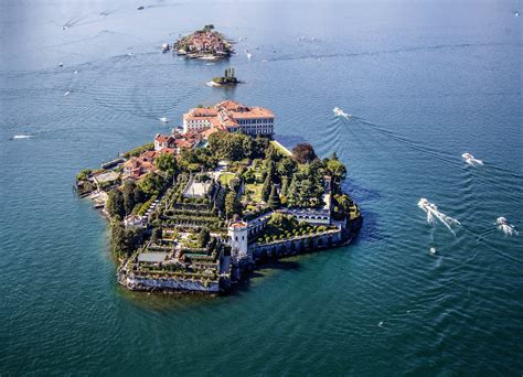 A Guide to Isola Bella, Lago Maggiore • Svadore