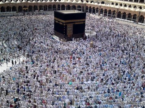 PENGALAMAN DI KOTA MAKKAH: " SoLaT JuMaAT TaDi..."