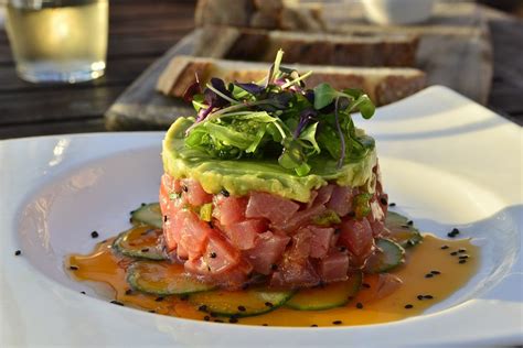 Acqua California Bistro’s Yellowfin Tuna Tartare - Honest Cooking by Kalle Bergman