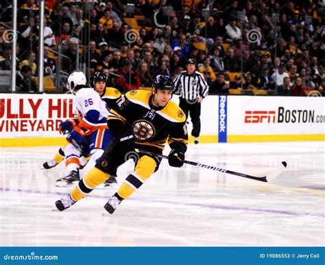 Milan Lucic editorial stock photo. Image of stick, game - 19086553