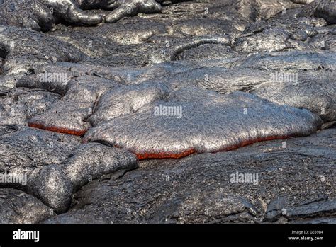 Lava flow in lava field, Hawaii volcanoes National Park Stock Photo - Alamy