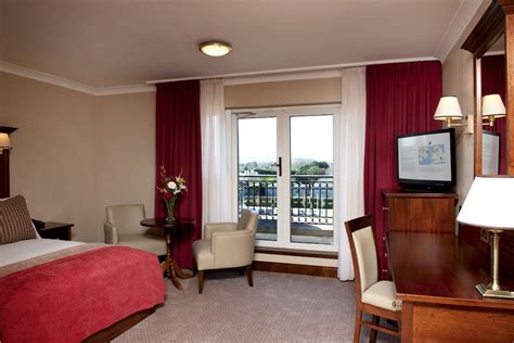 Book Clayton Hotel Ballsbridge, Dublin, Ireland - Hotels.com