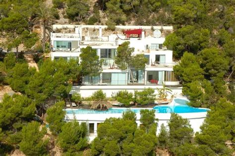 Luxury Villas Ibiza - Villa rentals Ibiza - Amarante LVA