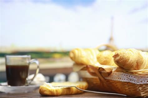 Premium Photo | Fresh pastries on the table. french flavored croissant for breakfast.