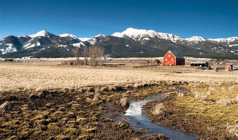 A Guide to Visiting Wallowa Lake State Park—Adventures and Camping