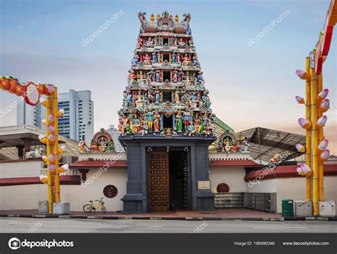 Singapore 2018 Sri Mariamman Hindu Temple Sri Mariamman Temple Located – 스톡 에디토리얼 사진 © galsavi ...