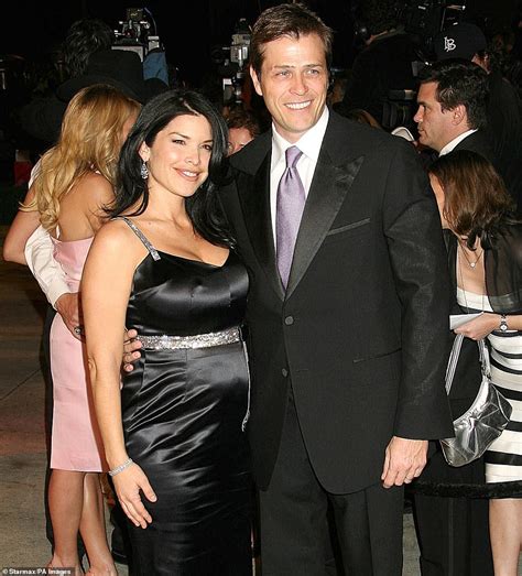 Lauren Sanchez's husband seen for the first time since news broke of her affair with Jeff Bezos ...