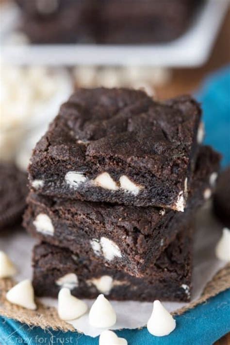 Gooey Oreo Cookie Bars Recipe - Crazy for Crust