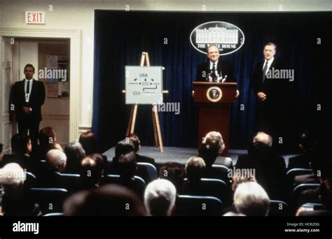 CLEAR AND PRESENT DANGER, Harris Yulin (at podium), Donald Moffat ...