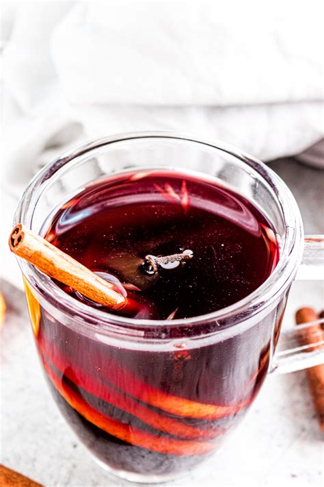 Spiced Wine | Mulled Wine (Crockpot or Stovetop) - Recipes From A Pantry