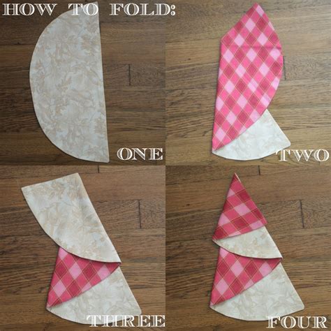 Christmas Tree Napkin Tutorial by Sew Caroline | Skip To My Lou