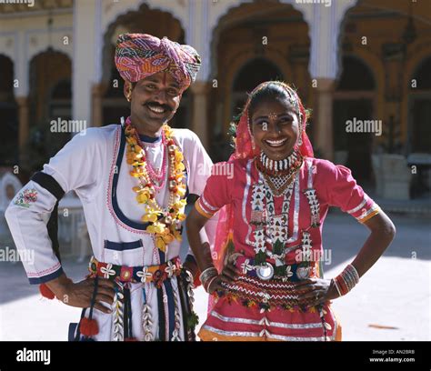 Details more than 135 woman rajasthan traditional dress latest - seven ...