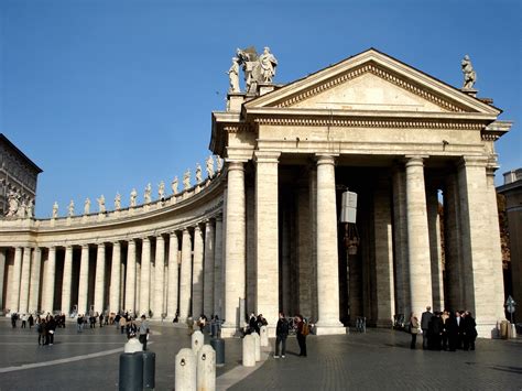 ITALIAN BAROQUE ARCHITECTURE, Bernini; The Colonnade in the Piazza S ...