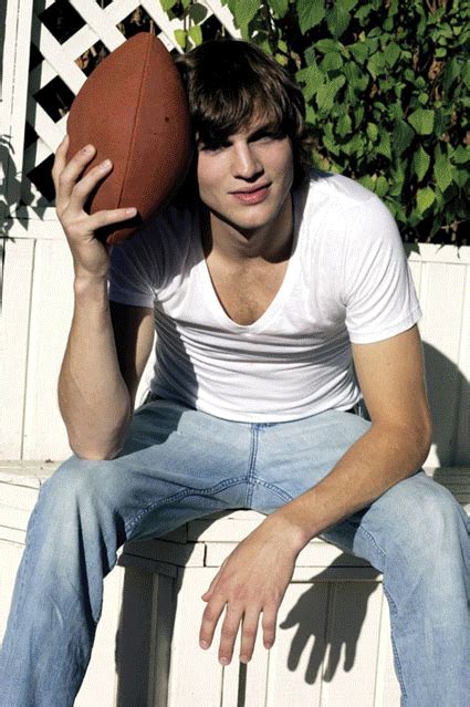 Ashton Kutcher (B-Bay) Most Beautiful People, Beautiful Men, Young Ashton Kutcher, Aston Kutcher ...
