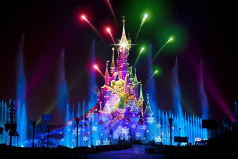 Disneyland Paris - Disney's Enchanted Christmas