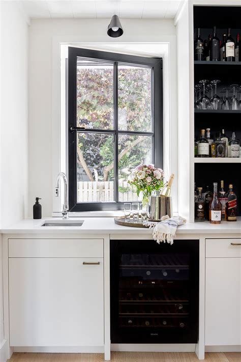 42+ White Bar Cabinet ( MOST POPULAR ) Unique Bar Cabinets | White bar cabinet, Wet bar, Home ...