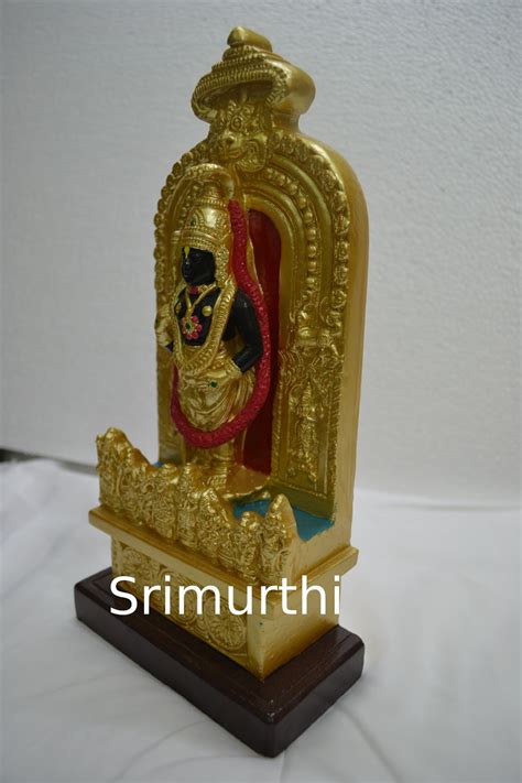 மாம் ஏகம் சரணம் வ்ரஜ: Sri Krishna of Udupi