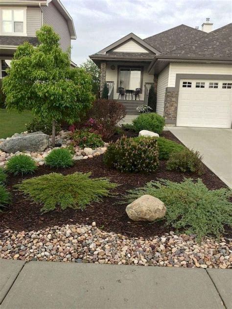 65 Low Maintenance Small Front Yard Landscaping Ideas - decorationroom in 2020 | Front yard ...