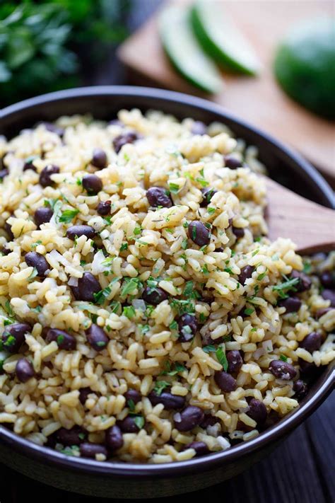 This quick and easy Black Beans and Rice recipe will be your new go-to side d… | Easy rice and ...