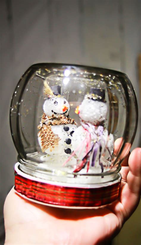 DIY Snow Globe - Dollar Tree Craft » With A Splash Of Color