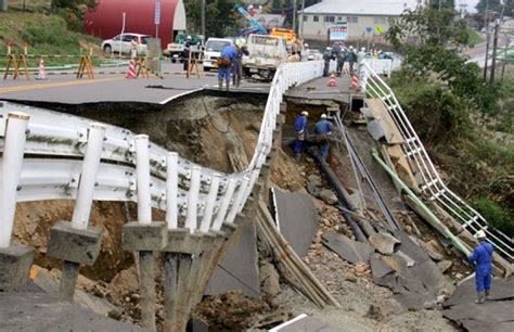 earthquake-in-japan-okinawa-tsunami-2010 - Europe Reloaded