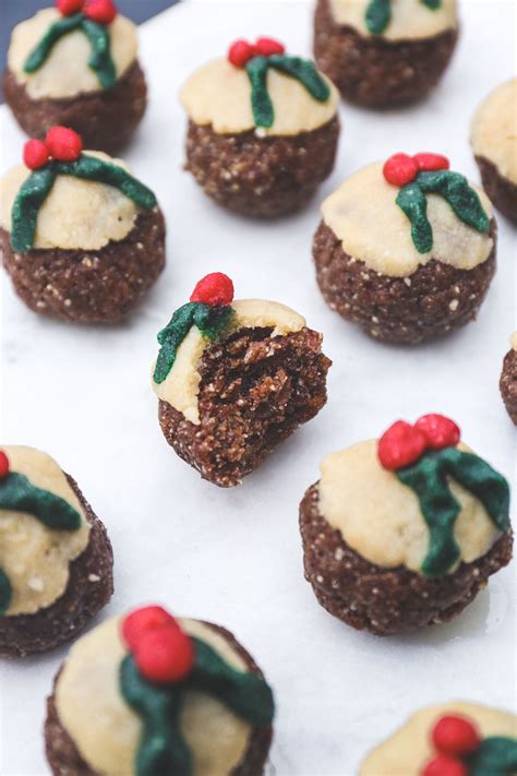 Mini Christmas Pudding Balls | Natural Born Feeder | Mini christmas puddings, Vegan christmas ...