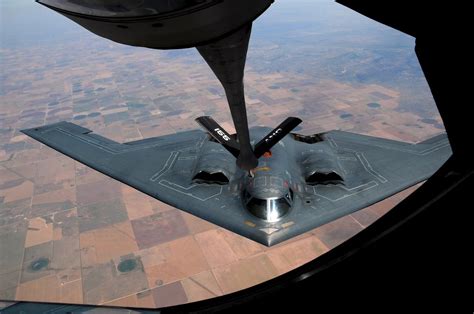 How the B-2 Spirit Was Designed to be the Ultimate Stealth Bomber | The ...